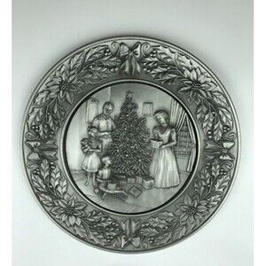 Vintage Pewter 3D Victorian Christmas Tree Plate Poinsettia Holly Family Hanging